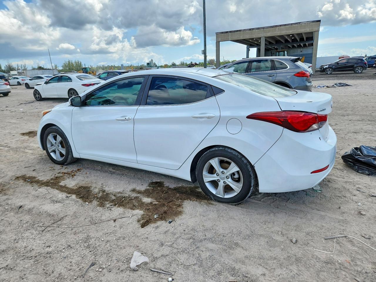 2016 HYUNDAI ELANTRA
