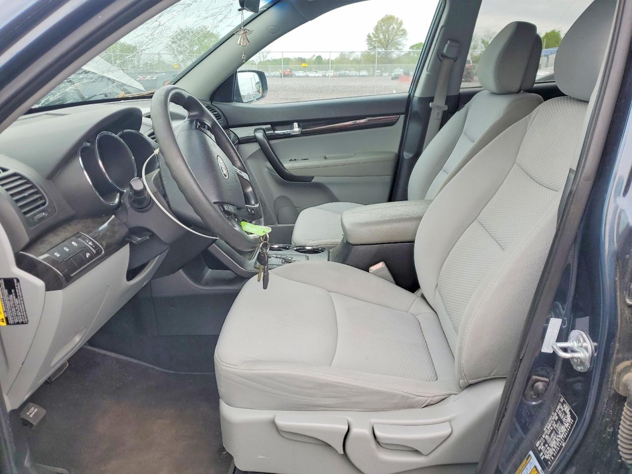2011 KIA SORENTO