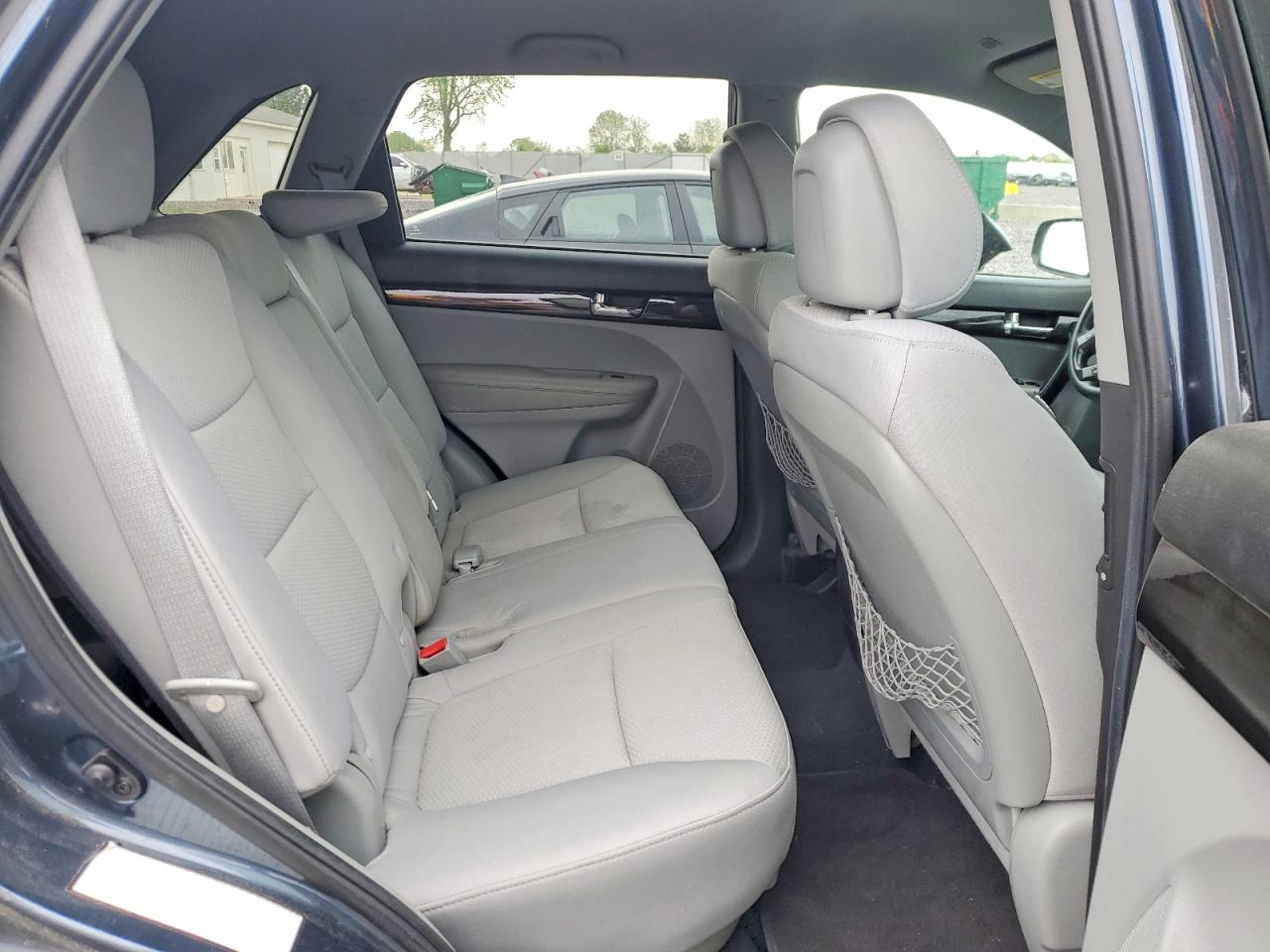 2011 KIA SORENTO