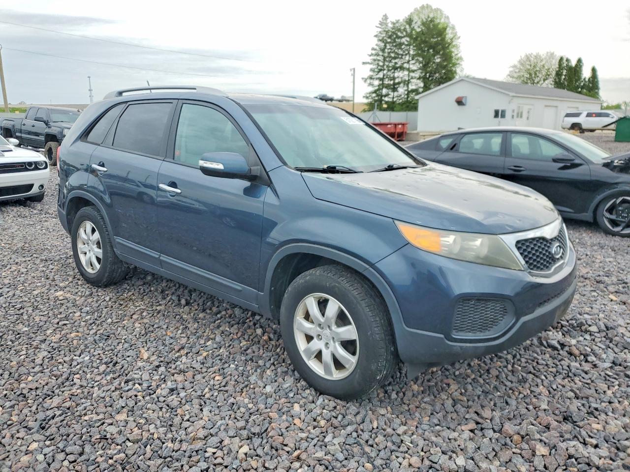2011 KIA SORENTO