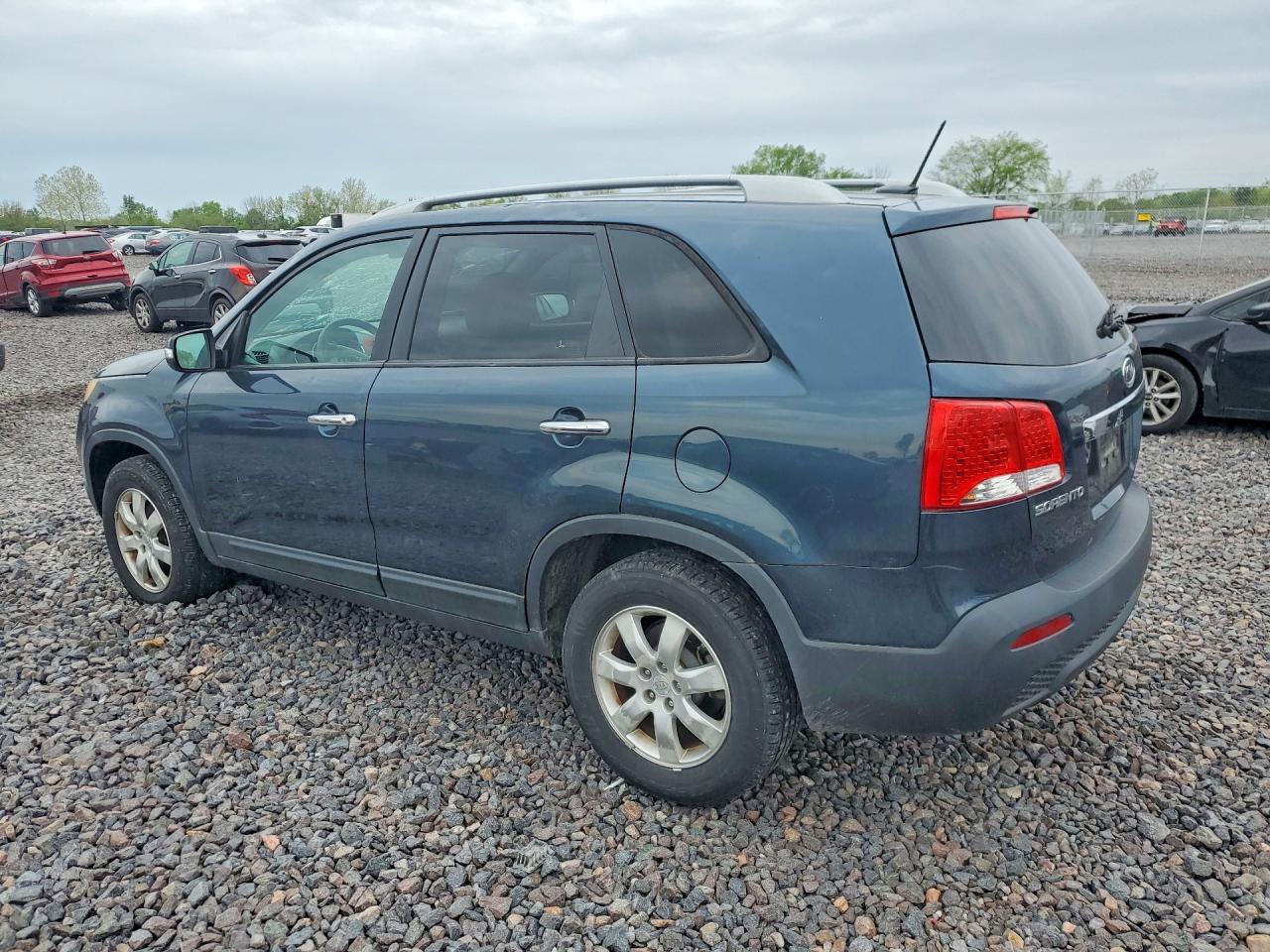 2011 KIA SORENTO