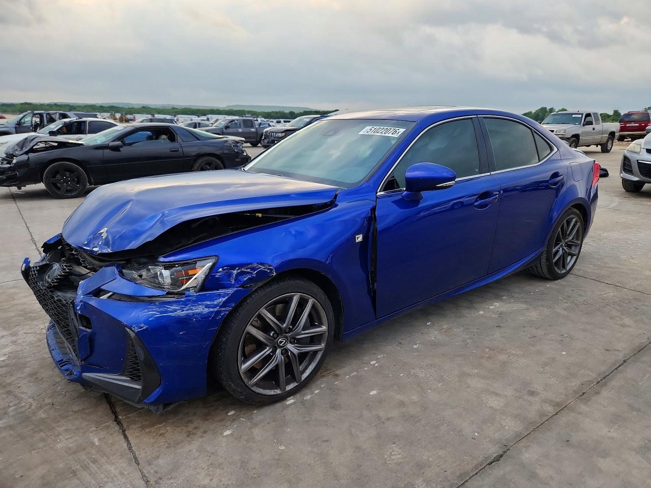 2019 LEXUS IS