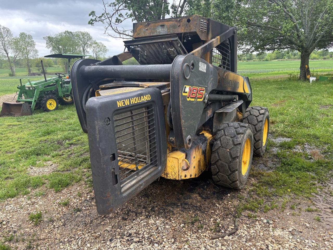 2007 NEWHOLLAND L185  Skid