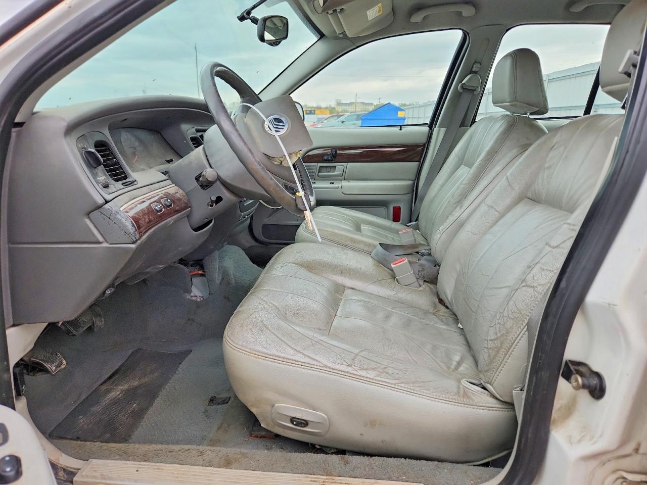 2003 MERCURY GRMARQUIS
