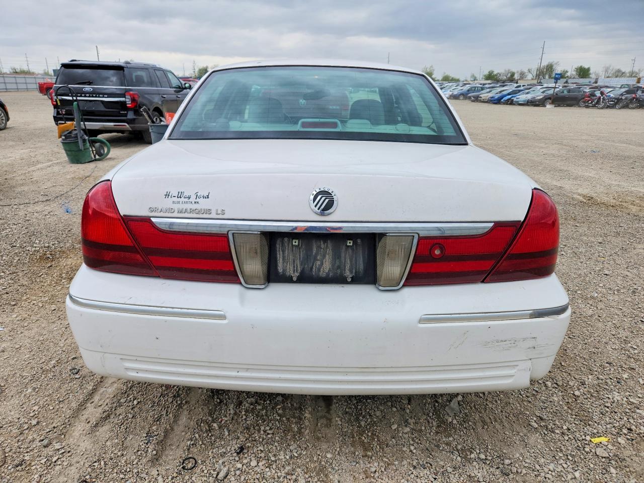 2003 MERCURY GRMARQUIS
