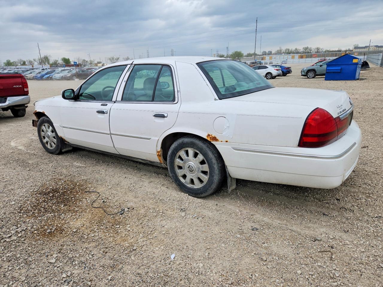 2003 MERCURY GRMARQUIS