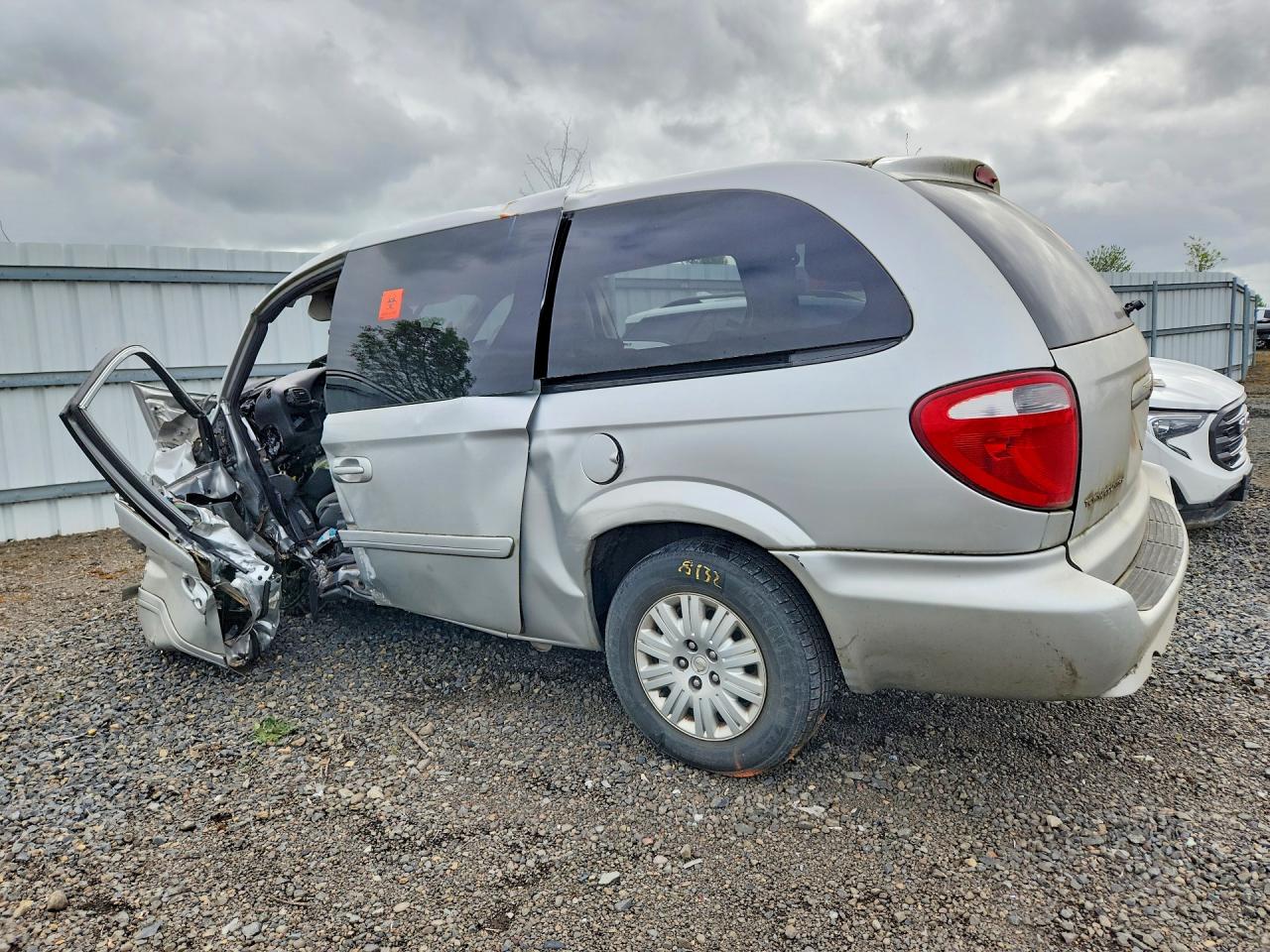 2007 CHRYSLER MINIVAN