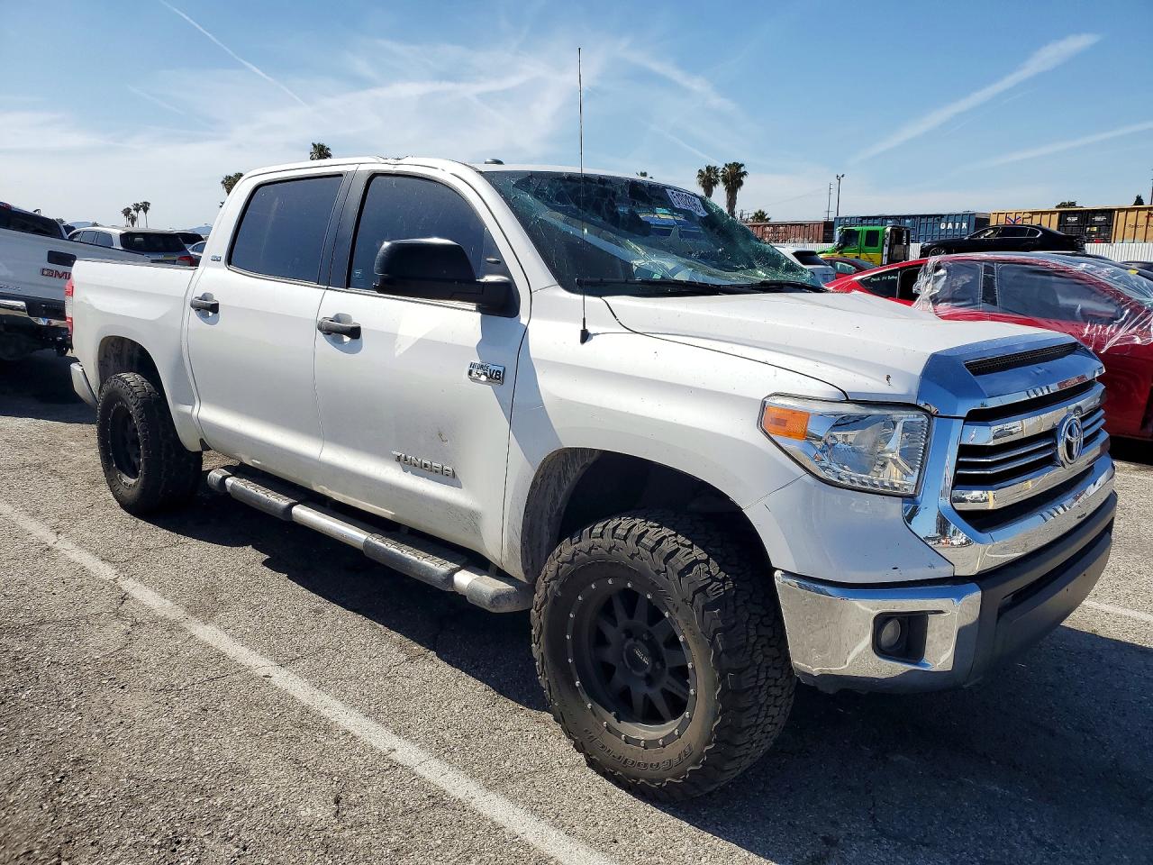 2017 TOYOTA TUNDRA