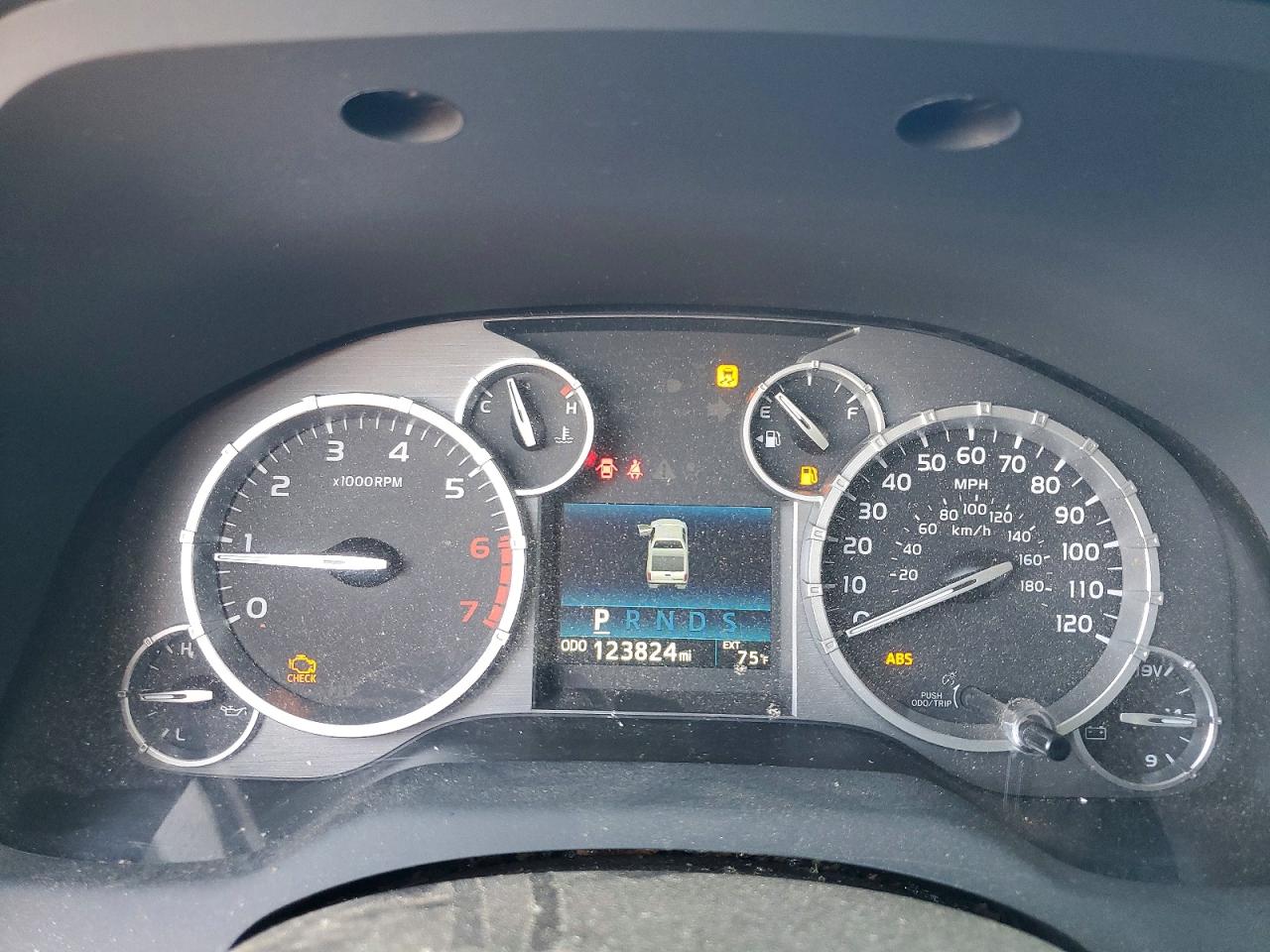 2017 TOYOTA TUNDRA