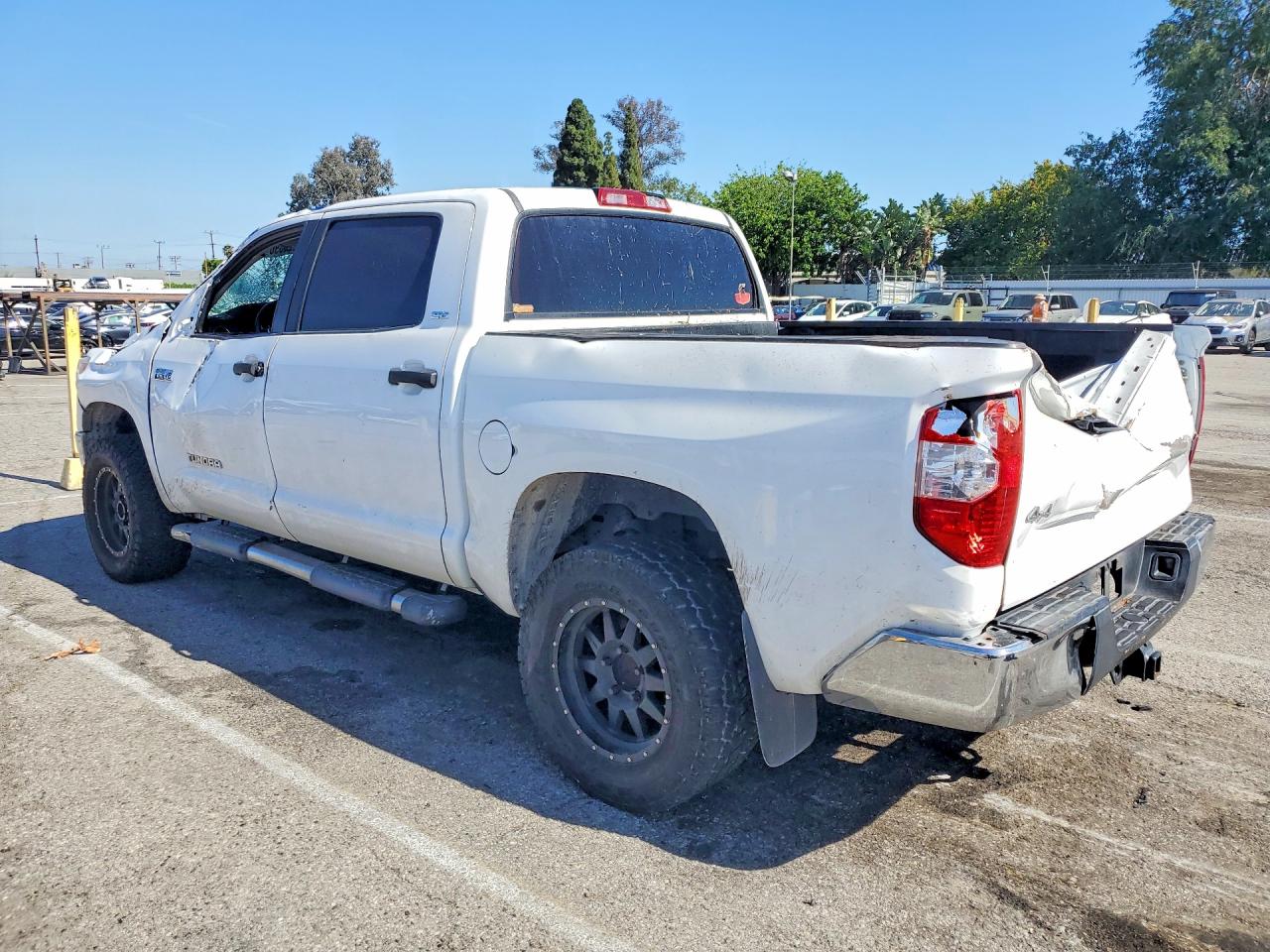 2017 TOYOTA TUNDRA