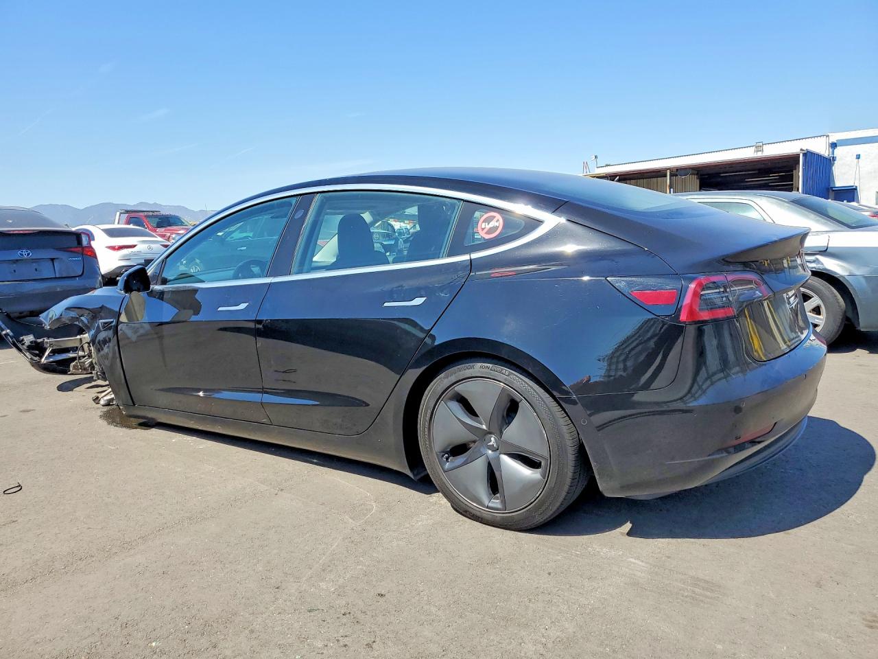 2018 TESLA MODEL 3