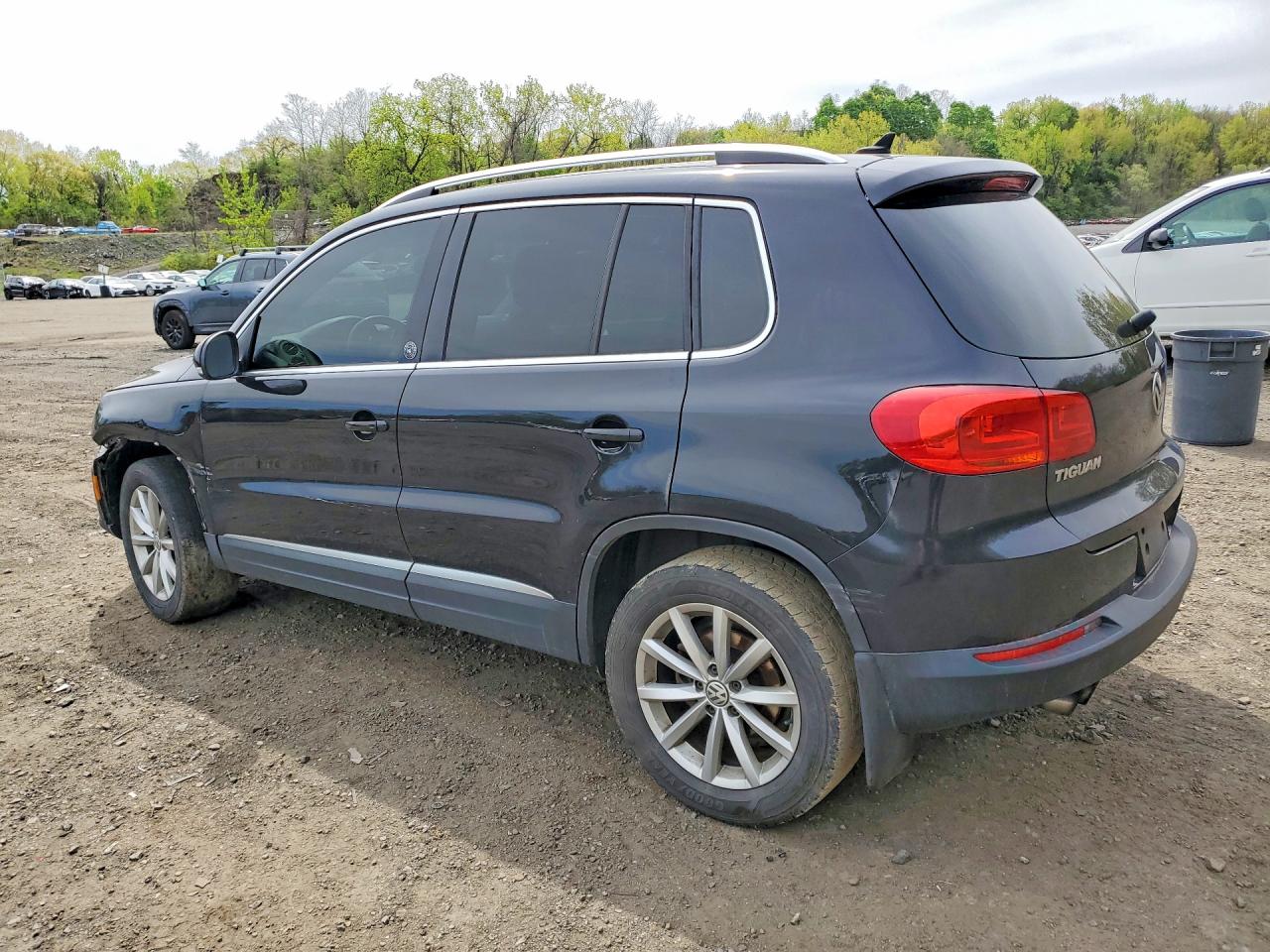 2017 VOLKSWAGEN TIGUAN