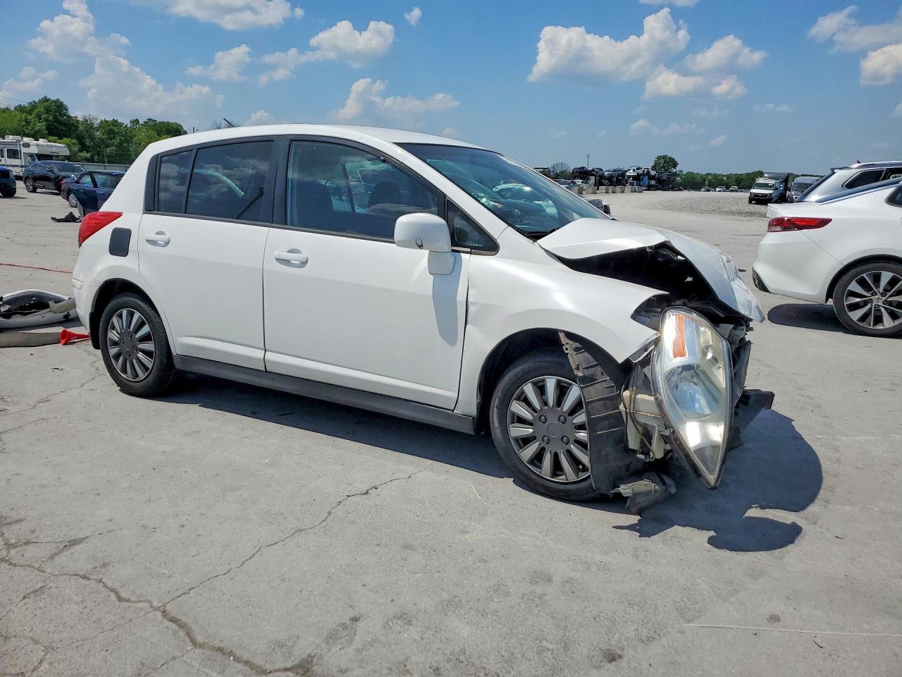 2012 NISSAN VERSA