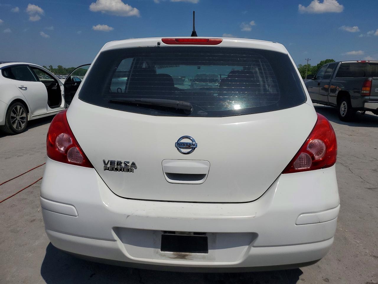 2012 NISSAN VERSA