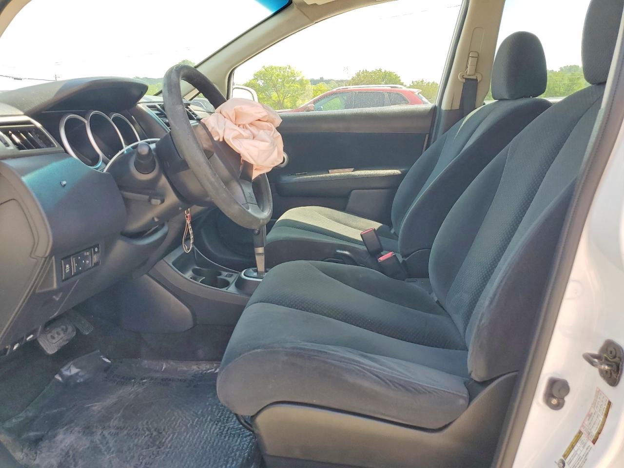 2012 NISSAN VERSA