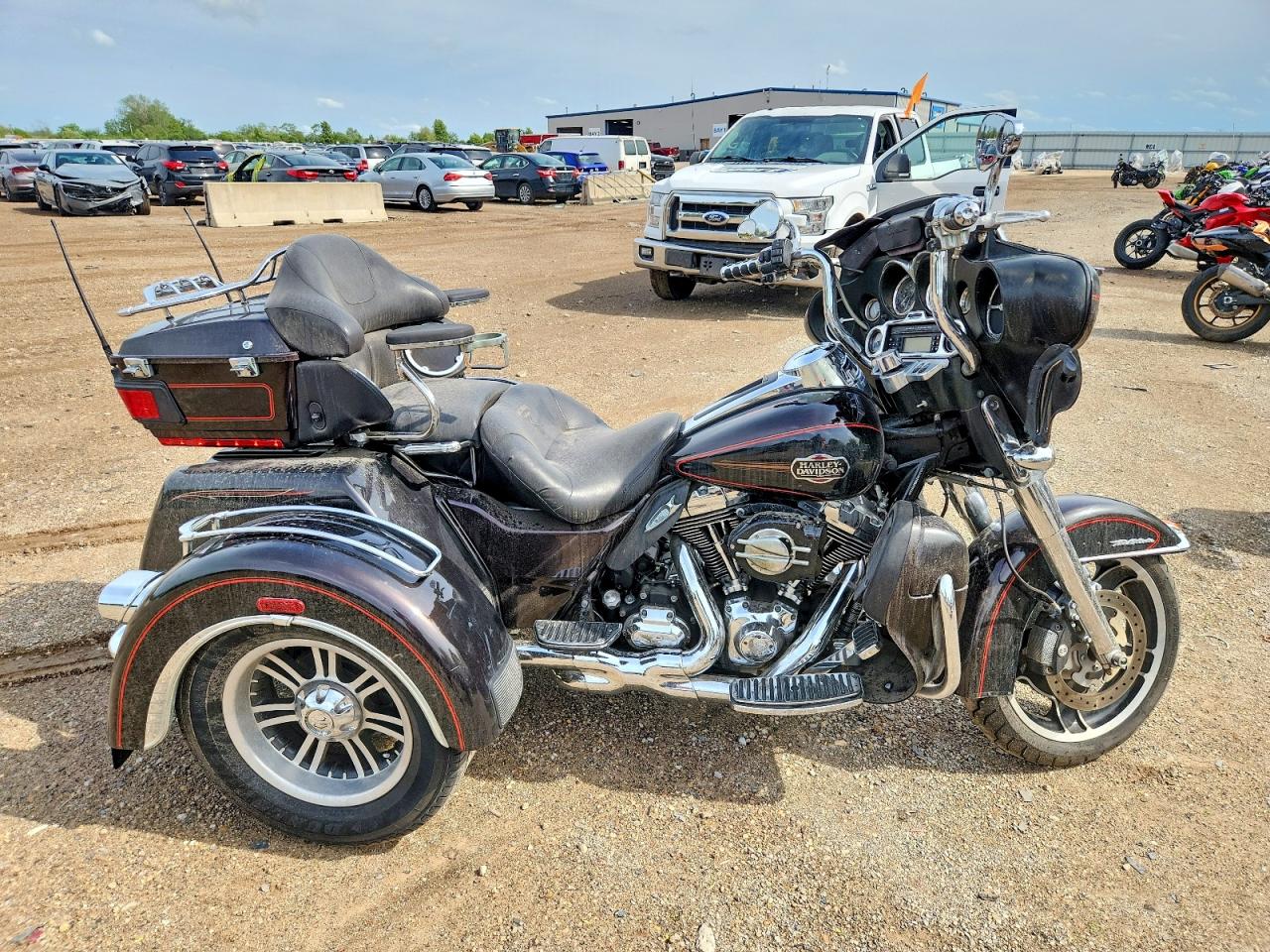 2013 HARLEY DAVIDSON FLHXSTSE