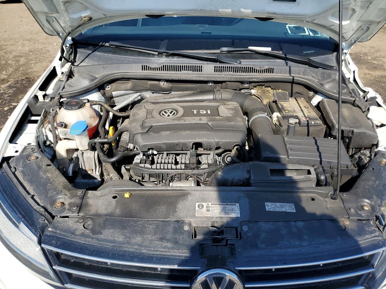 2018 VOLKSWAGEN JETTA