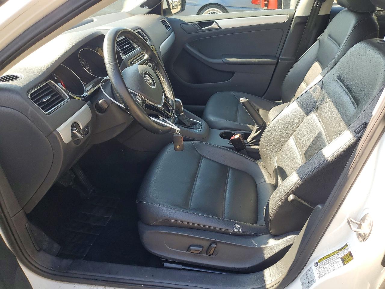 2018 VOLKSWAGEN JETTA