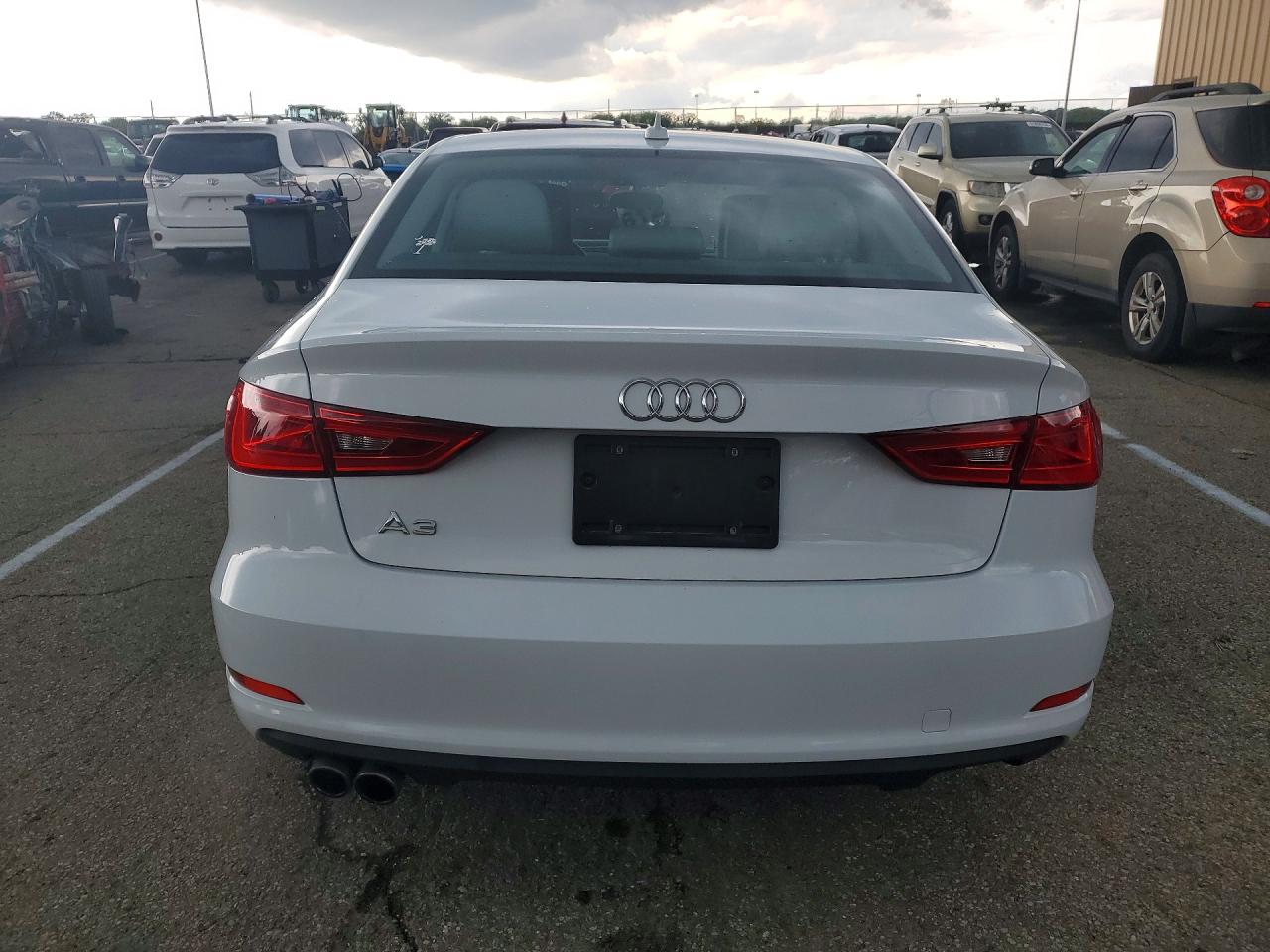 2015 AUDI A3