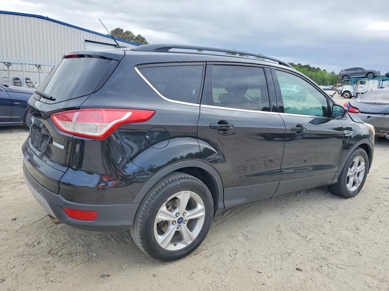 2016 FORD ESCAPE