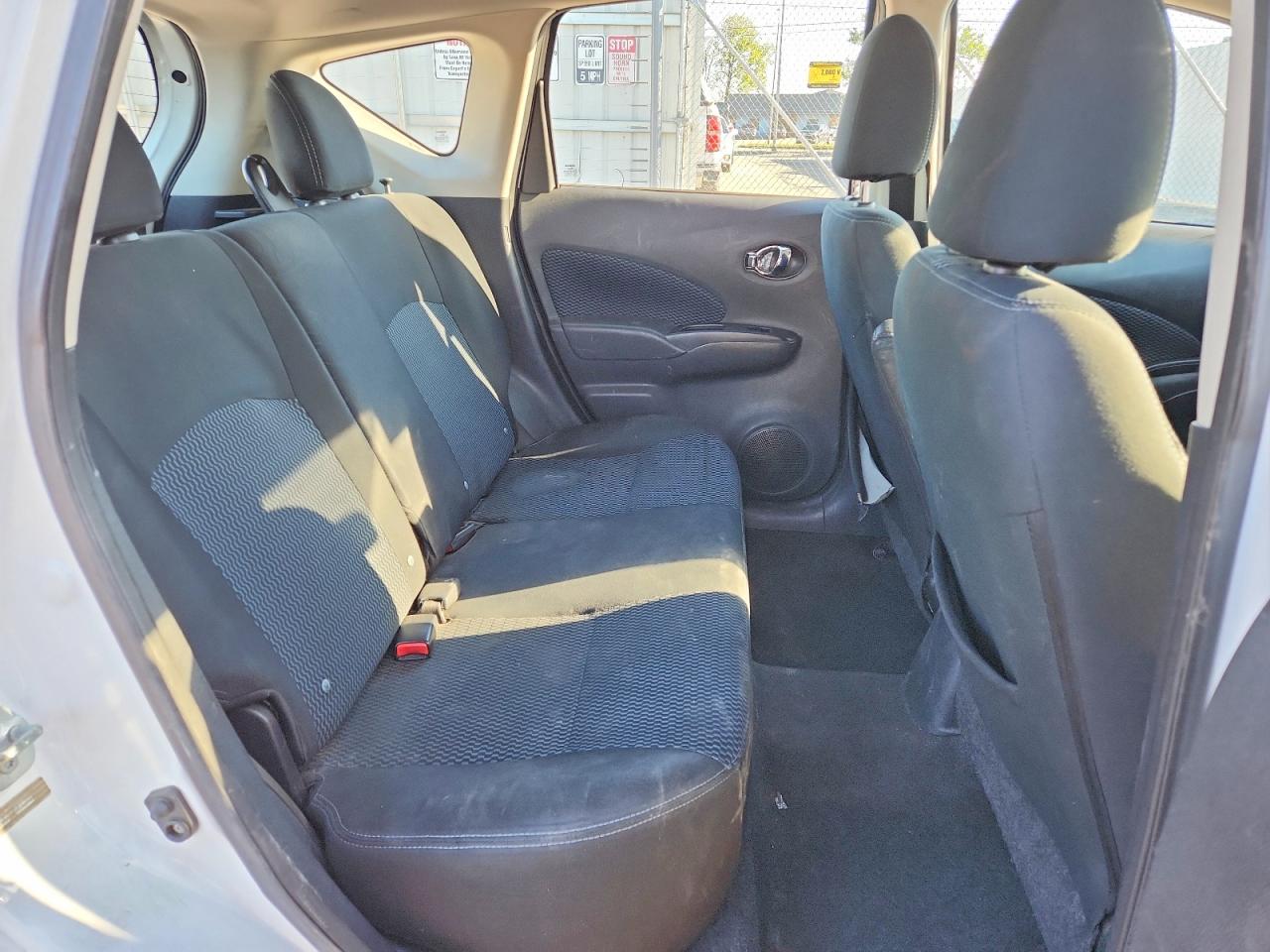 2015 NISSAN VERSA