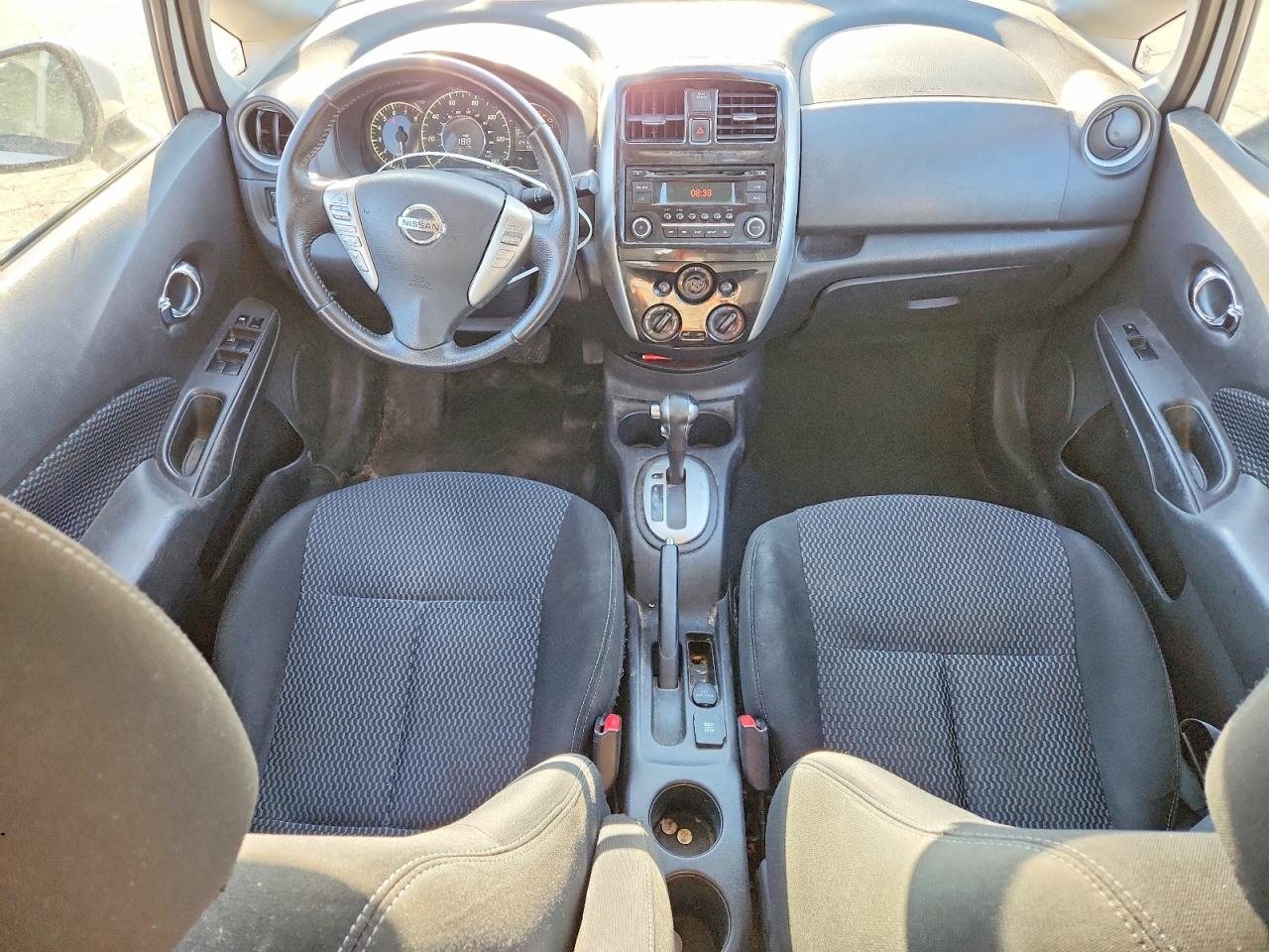 2015 NISSAN VERSA