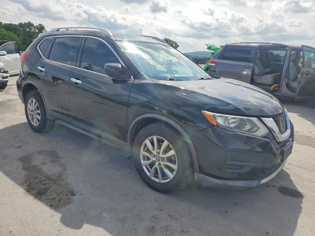 2017 NISSAN ROGUE