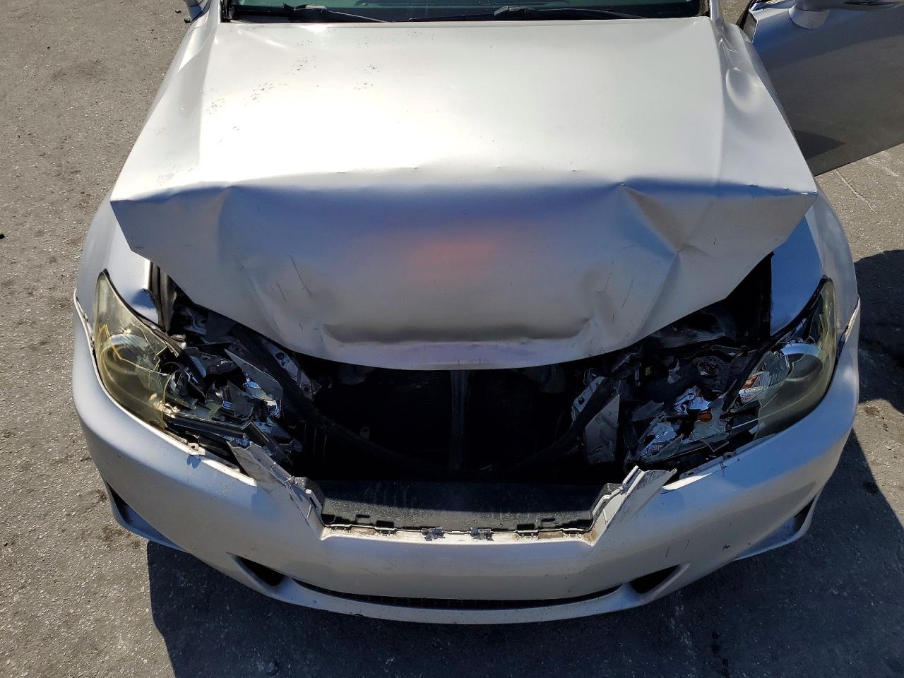 2012 LEXUS IS