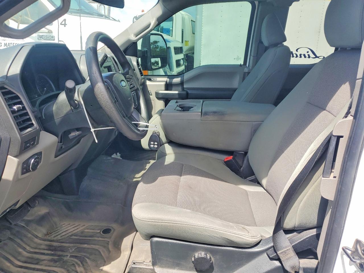 2021 FORD F350