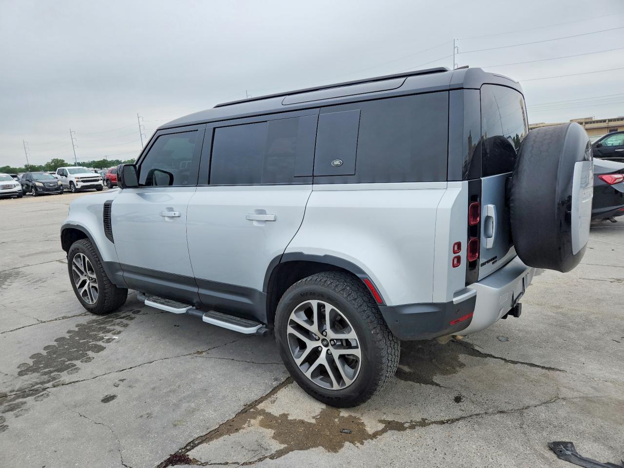 2023 LAND ROVER DEFENDER