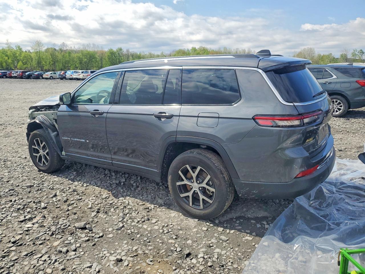 2023 JEEP CHEROKEE