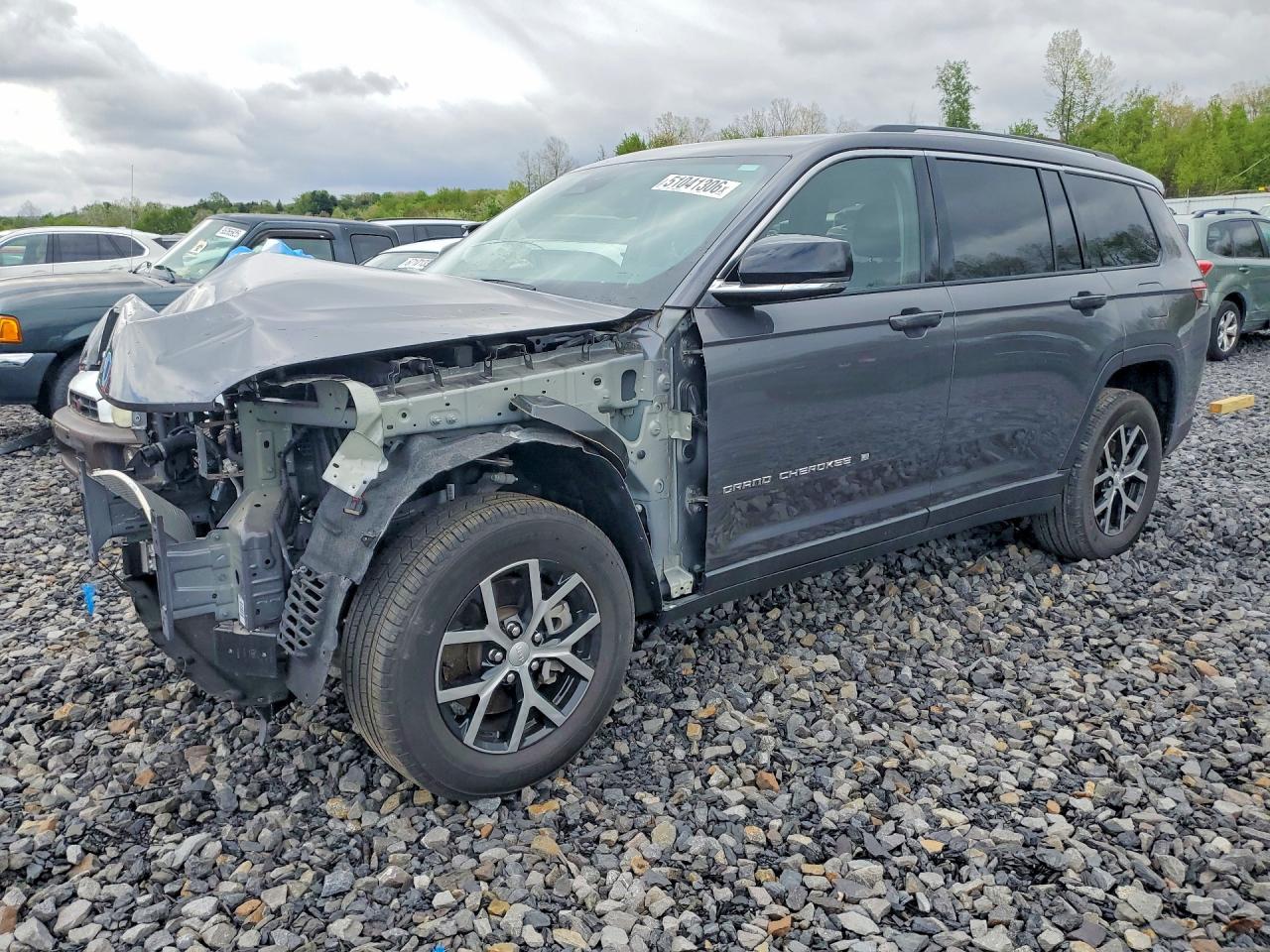 2023 JEEP CHEROKEE