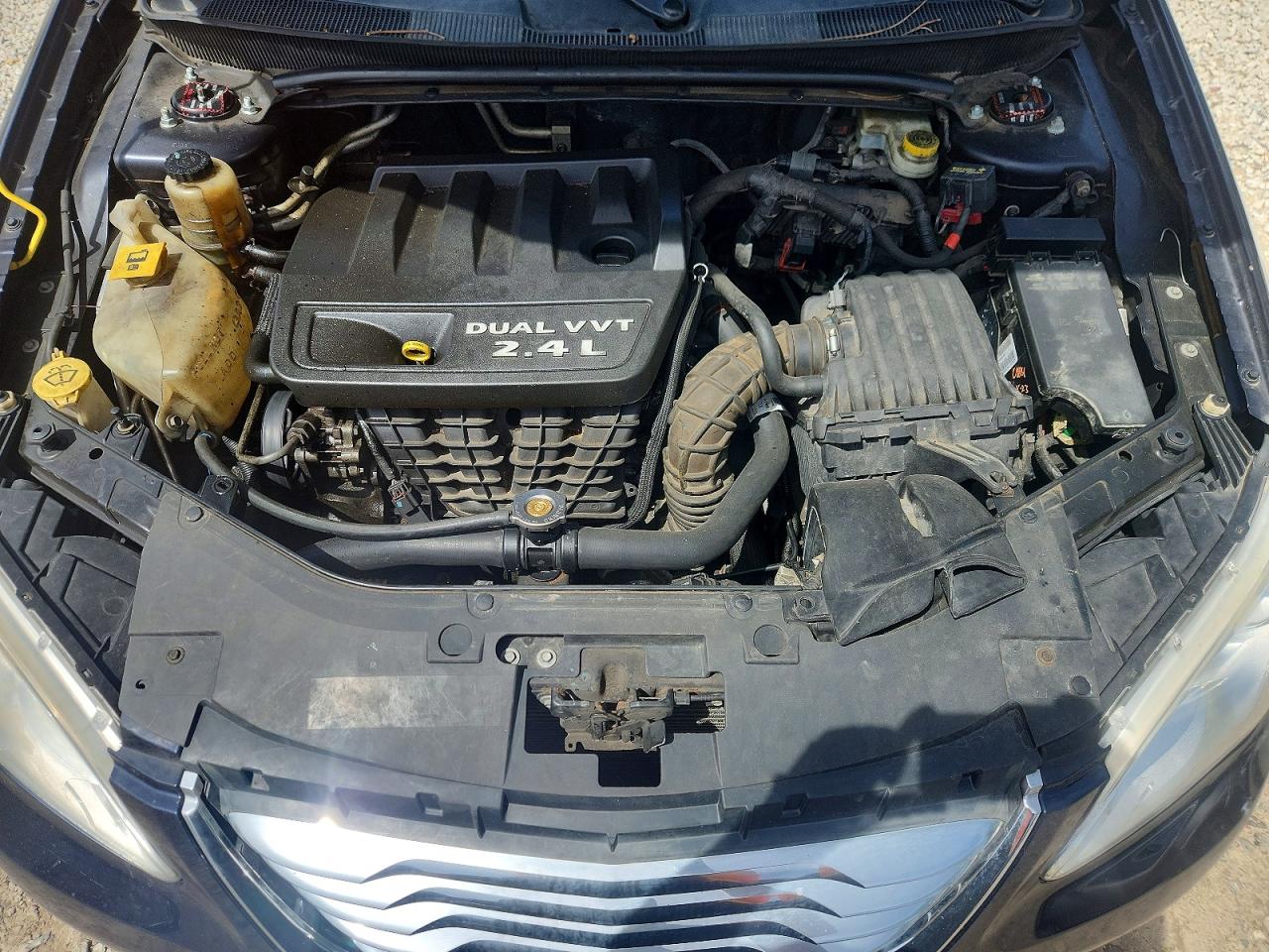 2012 CHRYSLER 200