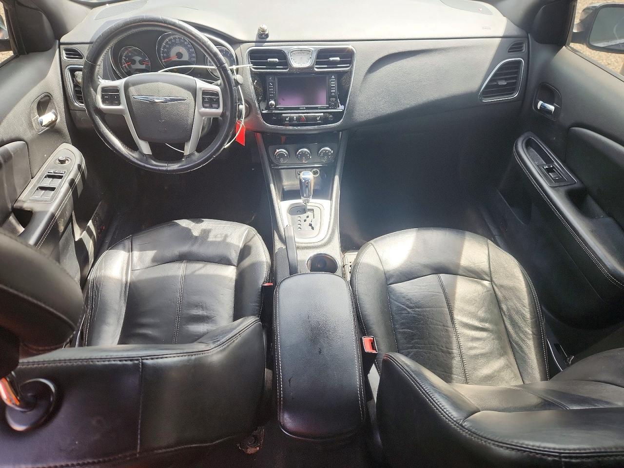 2012 CHRYSLER 200