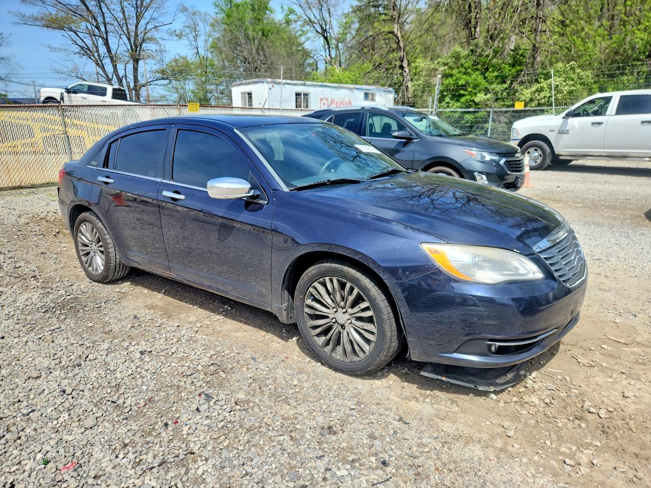 2012 CHRYSLER 200