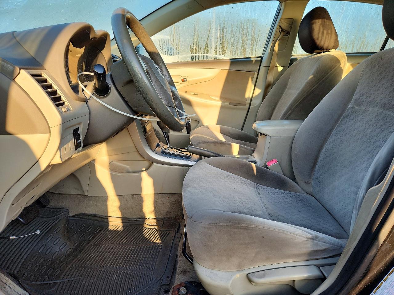 2009 TOYOTA COROLLA