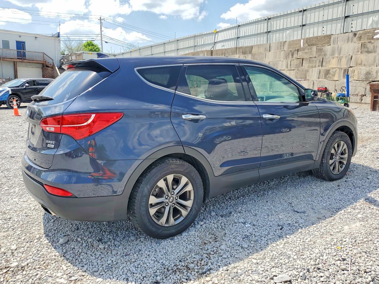 2016 HYUNDAI SANTA FE