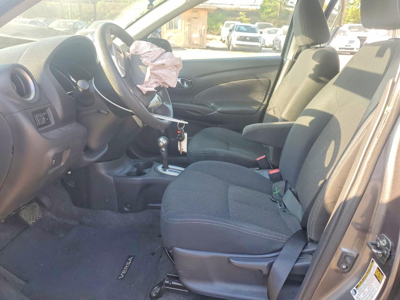 2016 NISSAN VERSA