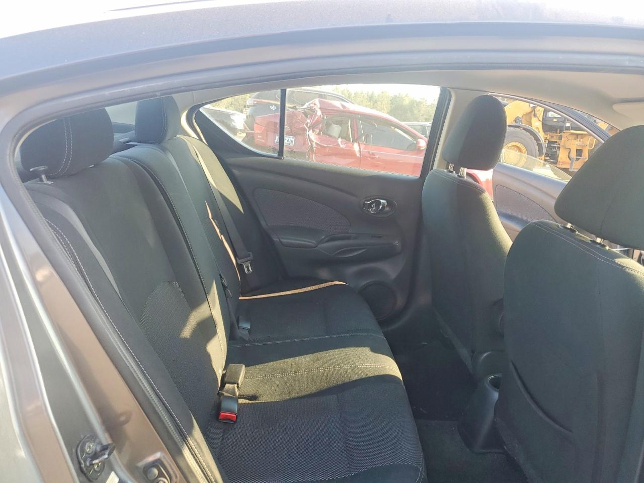 2016 NISSAN VERSA