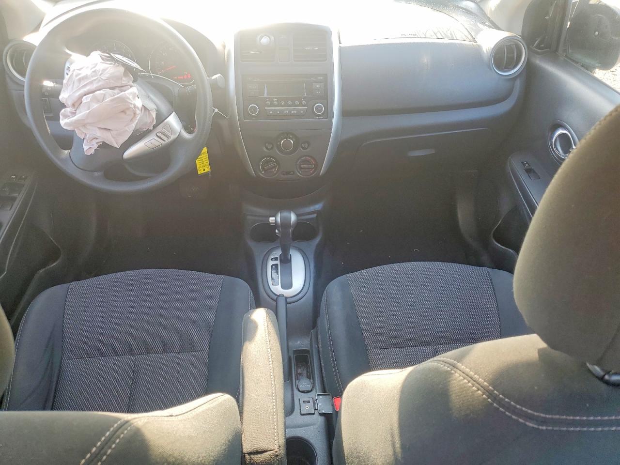 2016 NISSAN VERSA
