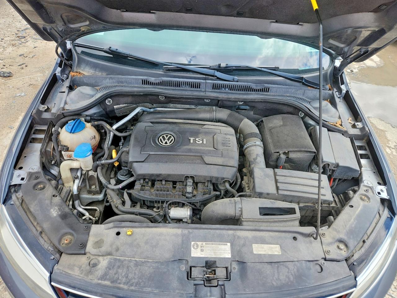 2015 VOLKSWAGEN JETTA