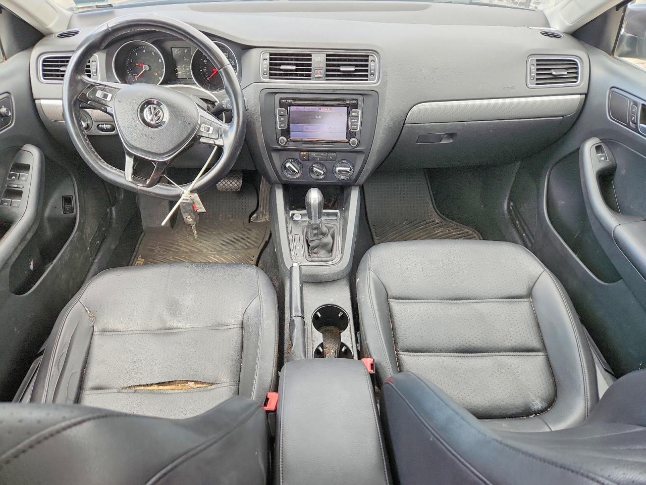 2015 VOLKSWAGEN JETTA