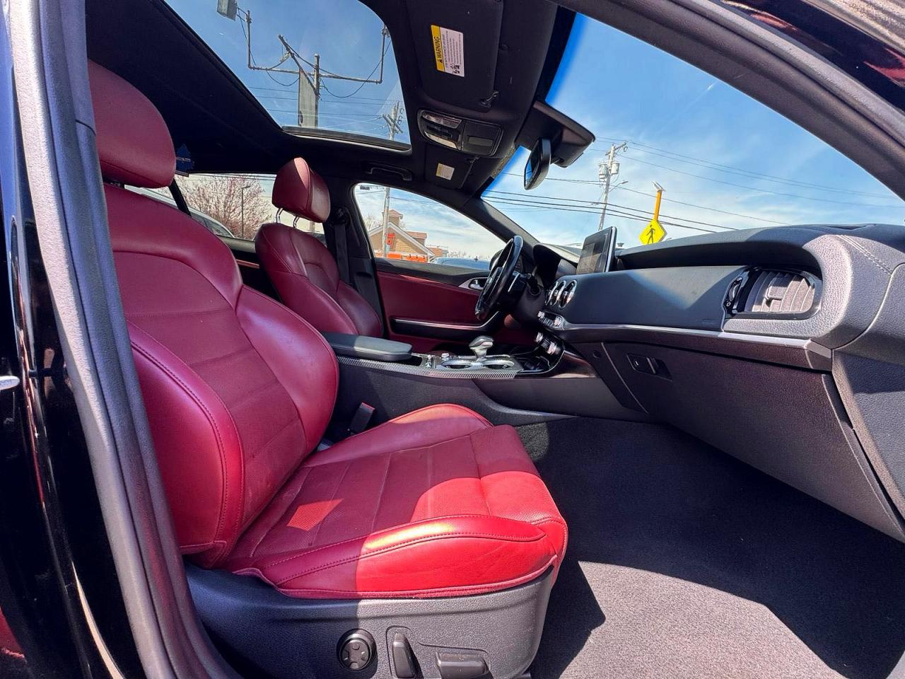 2019 KIA STINGER