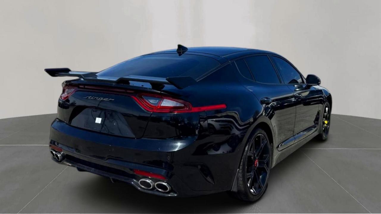 2019 KIA STINGER
