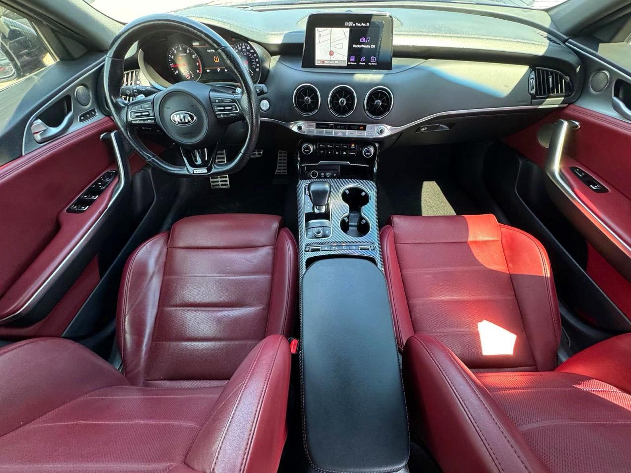 2019 KIA STINGER