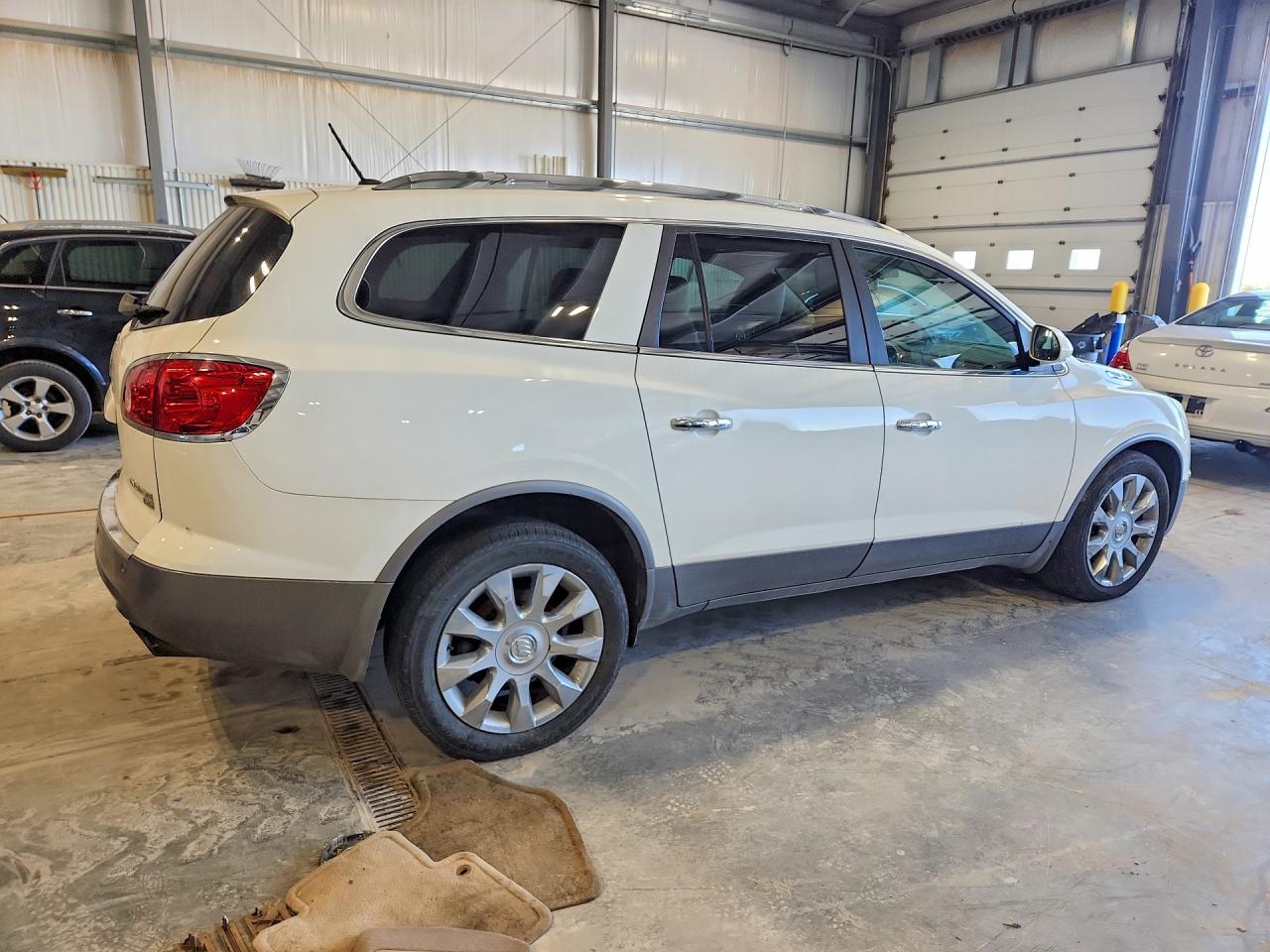 2011 BUICK ENCLAVE