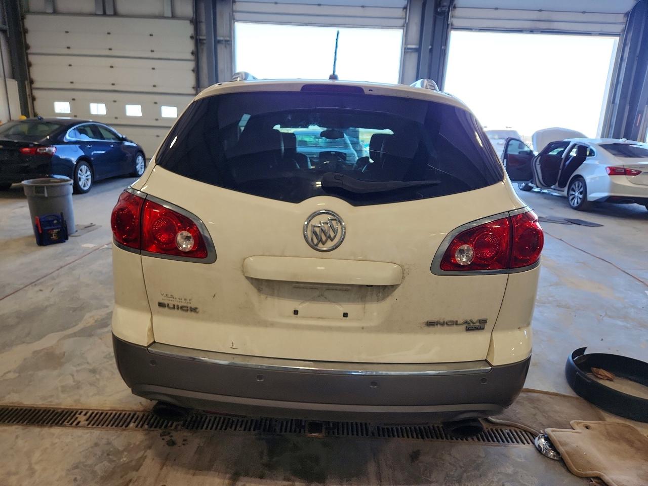 2011 BUICK ENCLAVE