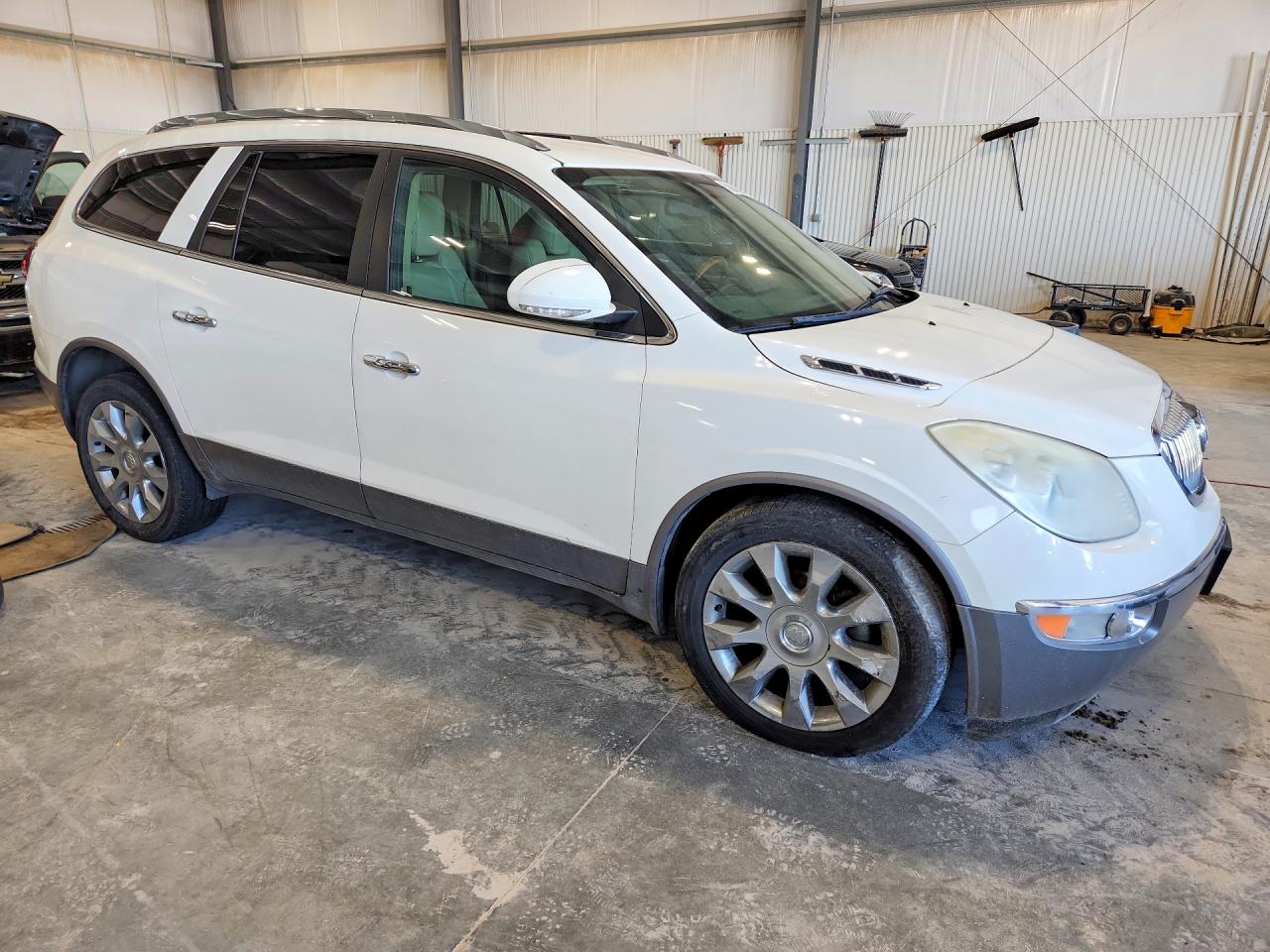 2011 BUICK ENCLAVE