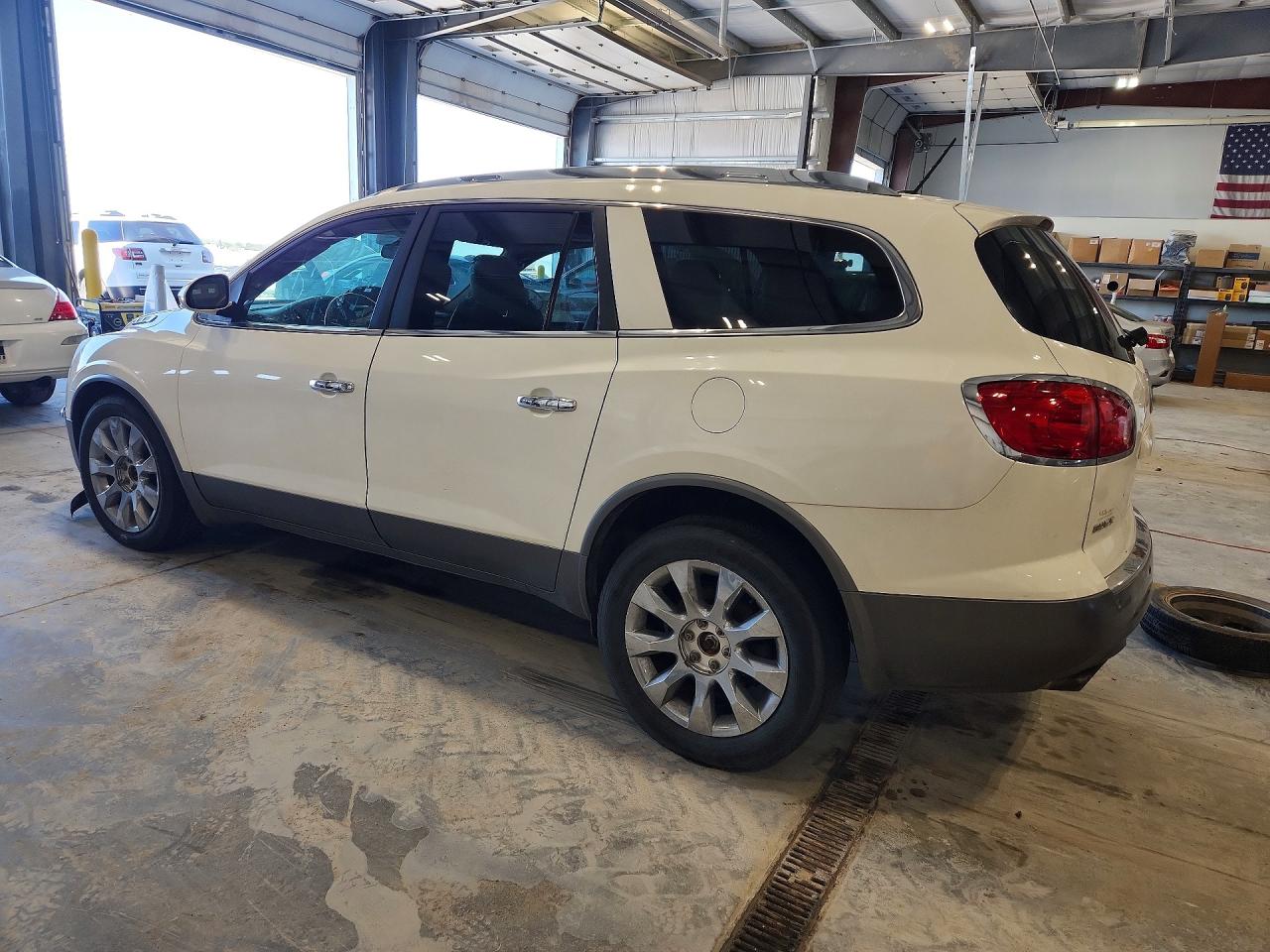 2011 BUICK ENCLAVE