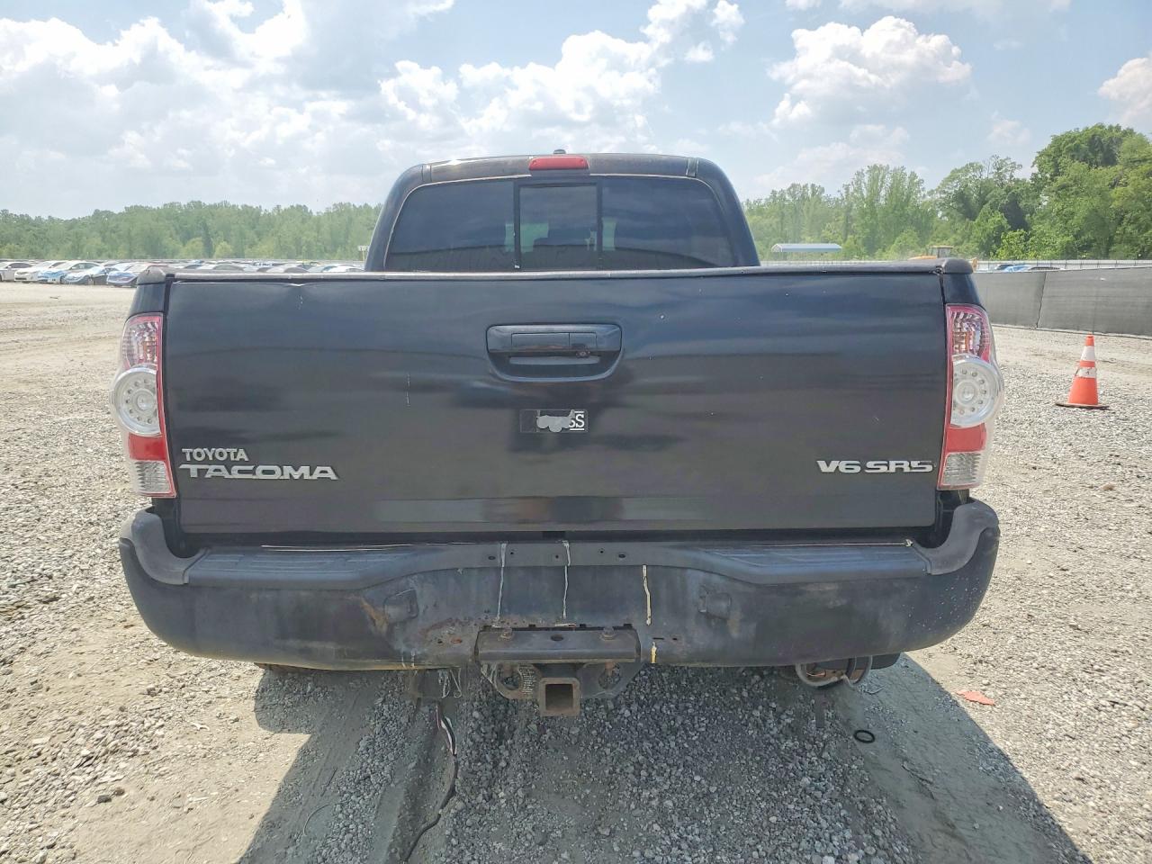 2010 TOYOTA TACOMA